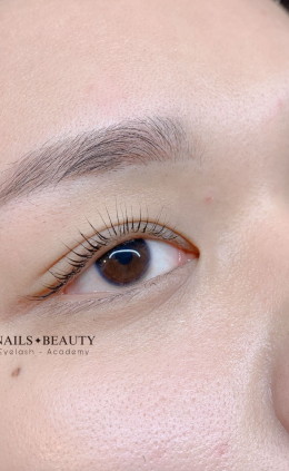 Uốn Mi Collagen