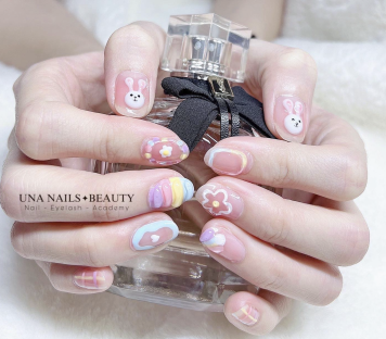 XU HƯỚNG NAIL HOT MÙA HÈ 2025